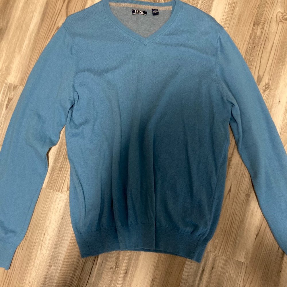 Light Blue Medium Izod V Neck Sweater